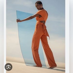 Diarrablu Sustainable UMY
Convertible Jumpsuit Size XL